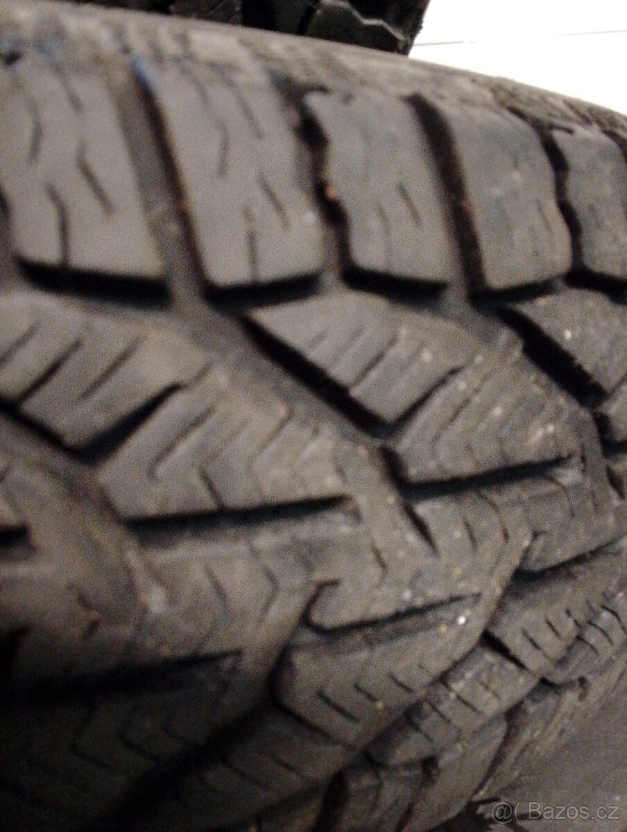 185/65/15 zimní sebring - 2