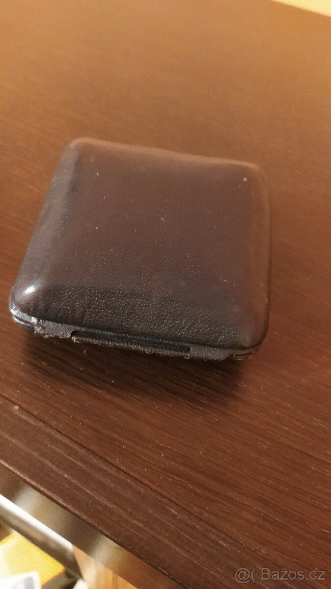 Starý cestovní budík - 2