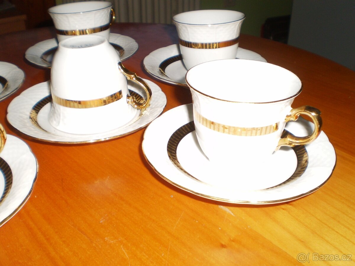 hrnečky s podšálky ++neužívané - vitrina ++ THUN - 1970 - 2