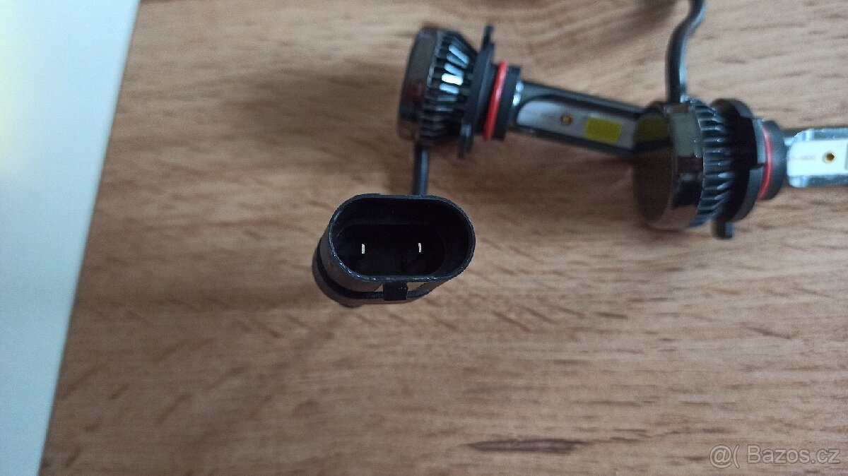 LED žárovky HB3 9005 - 2