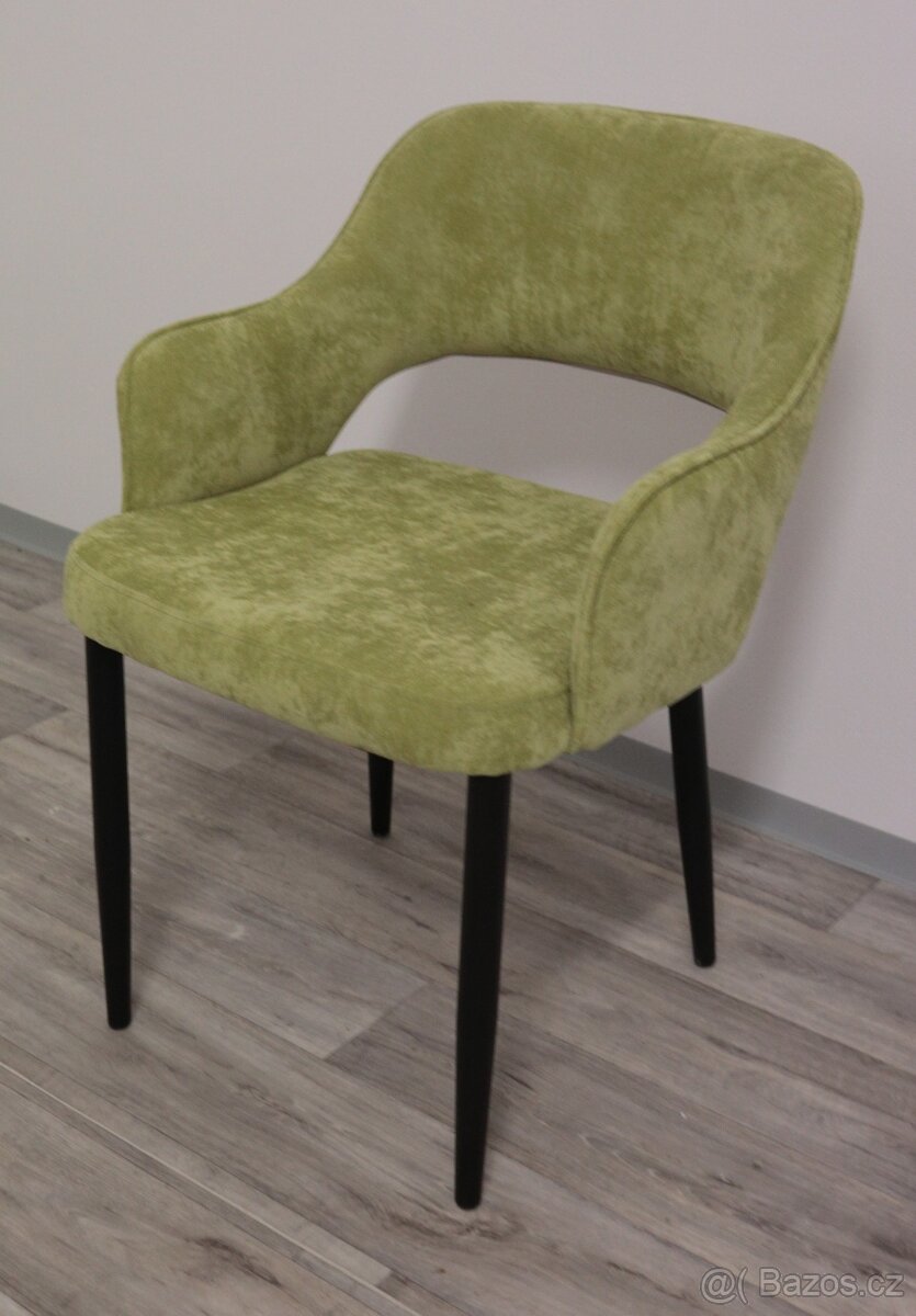 Čalouněná dřevěná židle Mercy - 2