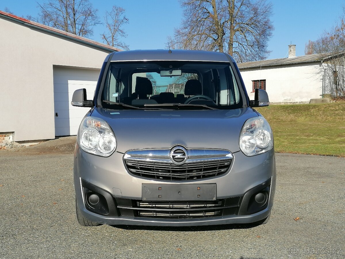 Opel Combo 1.6CDTi 77kw 5 míst - 2