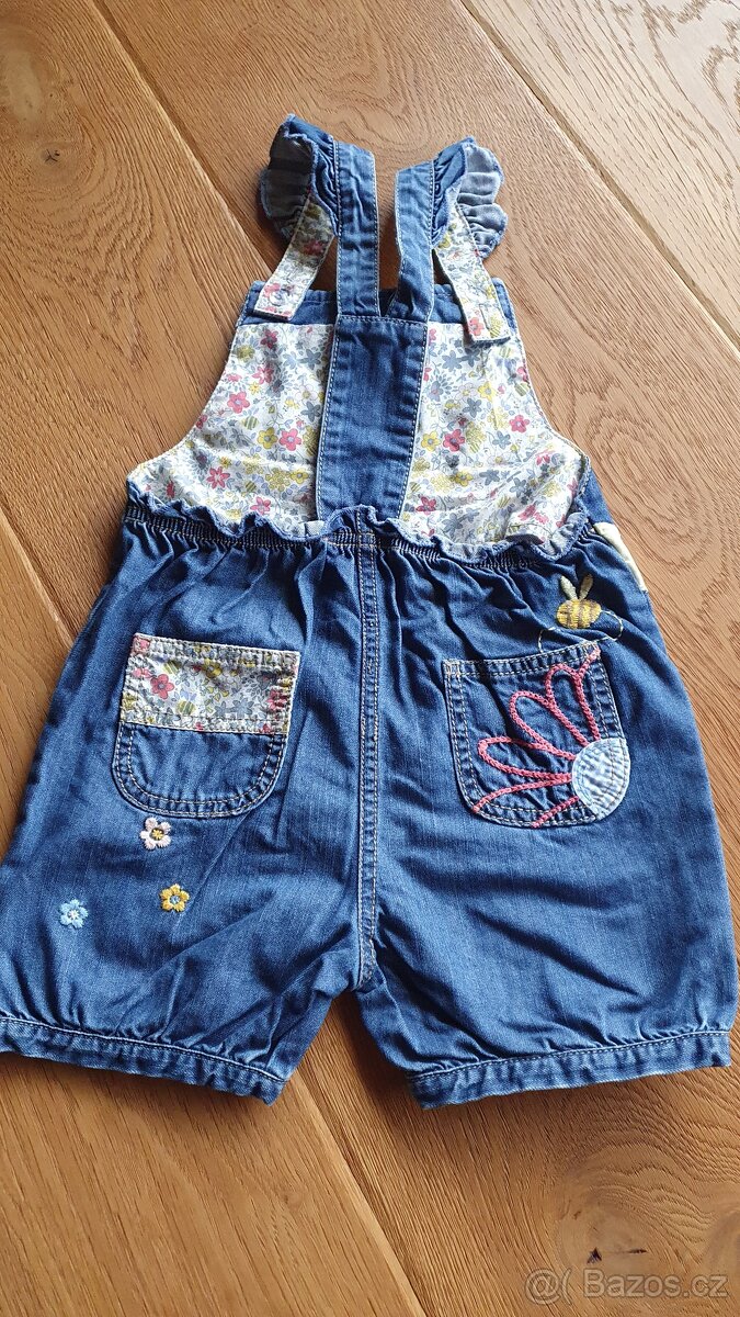 Kratasy Next vel 98 pro holčičku - 2