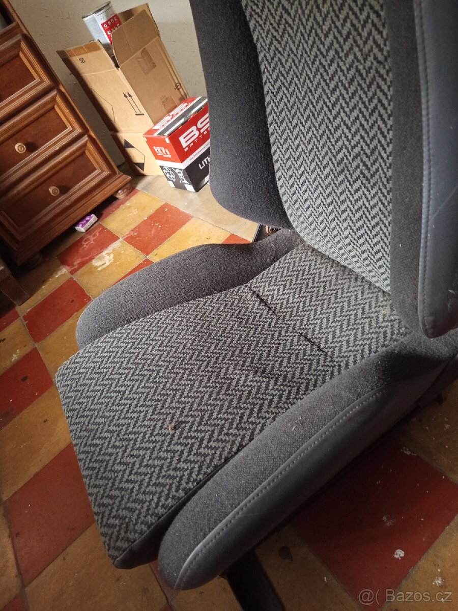 Prodám dobové Recaro LX - 2