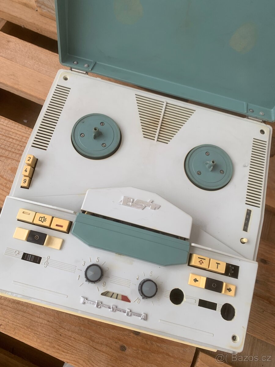 Retro magnetofon Sonet Duo (B4) – 60./70. léta - 2