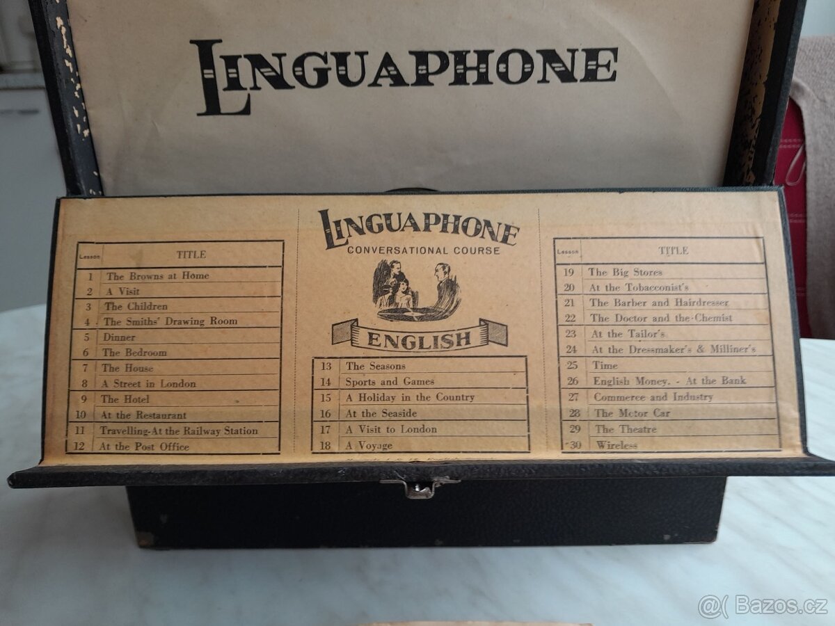 slovníky na černých deskách - 2