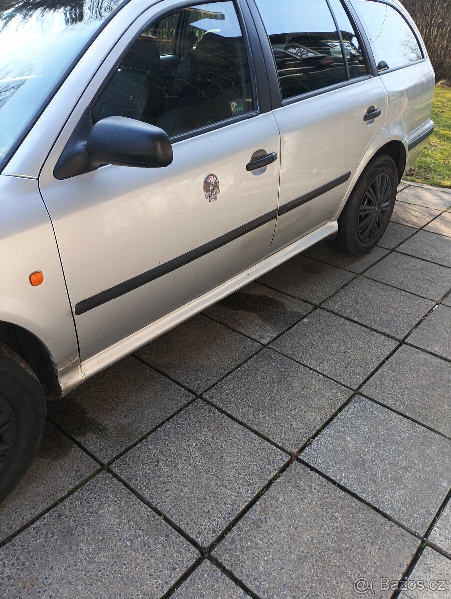 Škoda Octavia 1.6 SR - 2