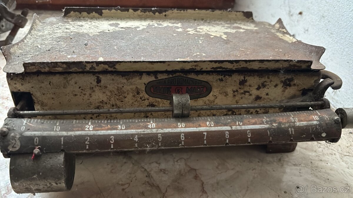 Stará kuchyňská váha - 2