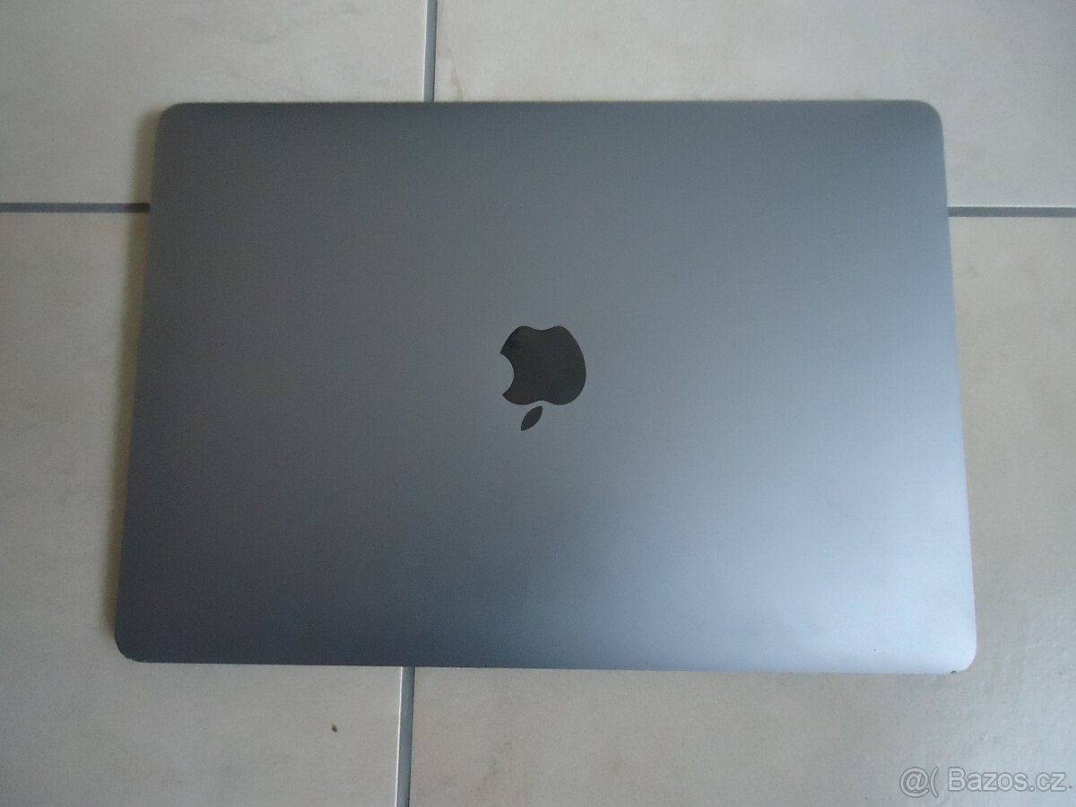 Macbook Air 13 M1 Space gray - 2