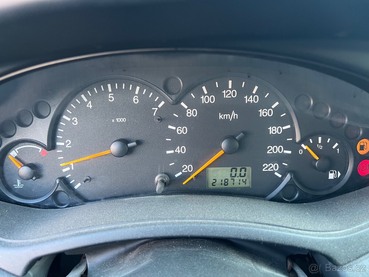Ford focus 1.6 - 2