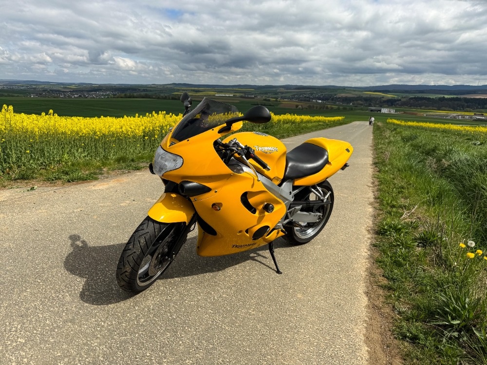 TRIUMPH TT 600 - 2