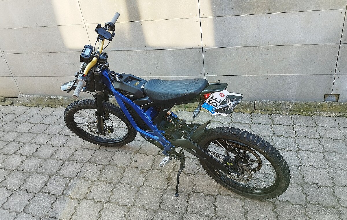 Sur-ron Light bee elektro motorka s SPZ