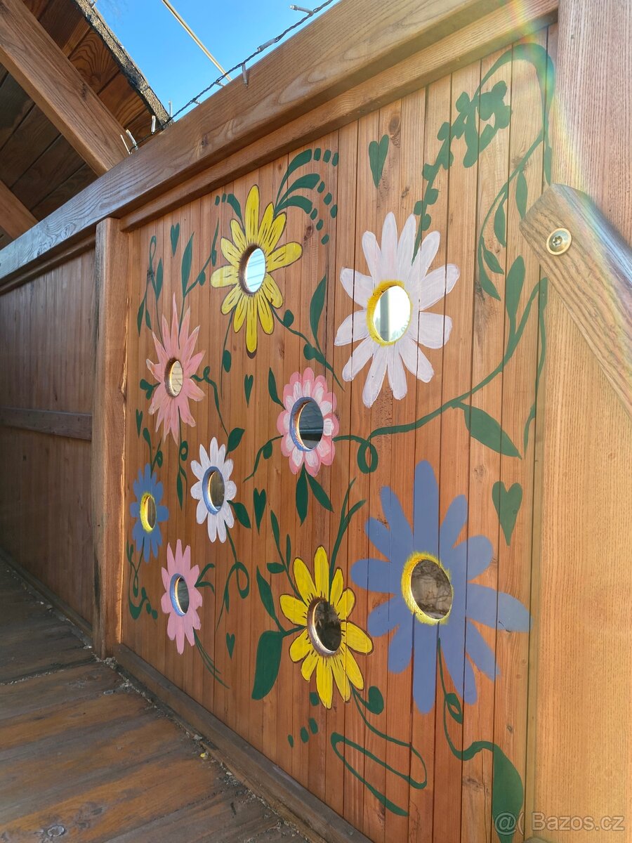 Umělecká malba interiéru. - 2