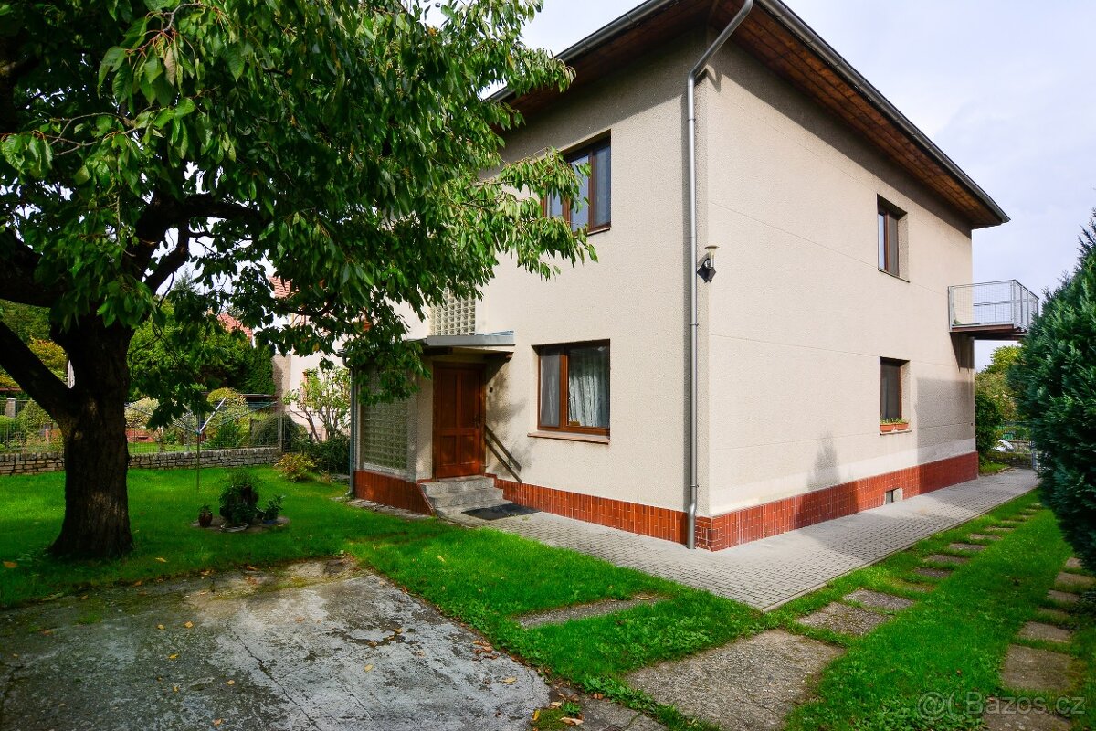 Nabídka prodeje vícegeneračního RD Hostivice, Pha-západ - 2