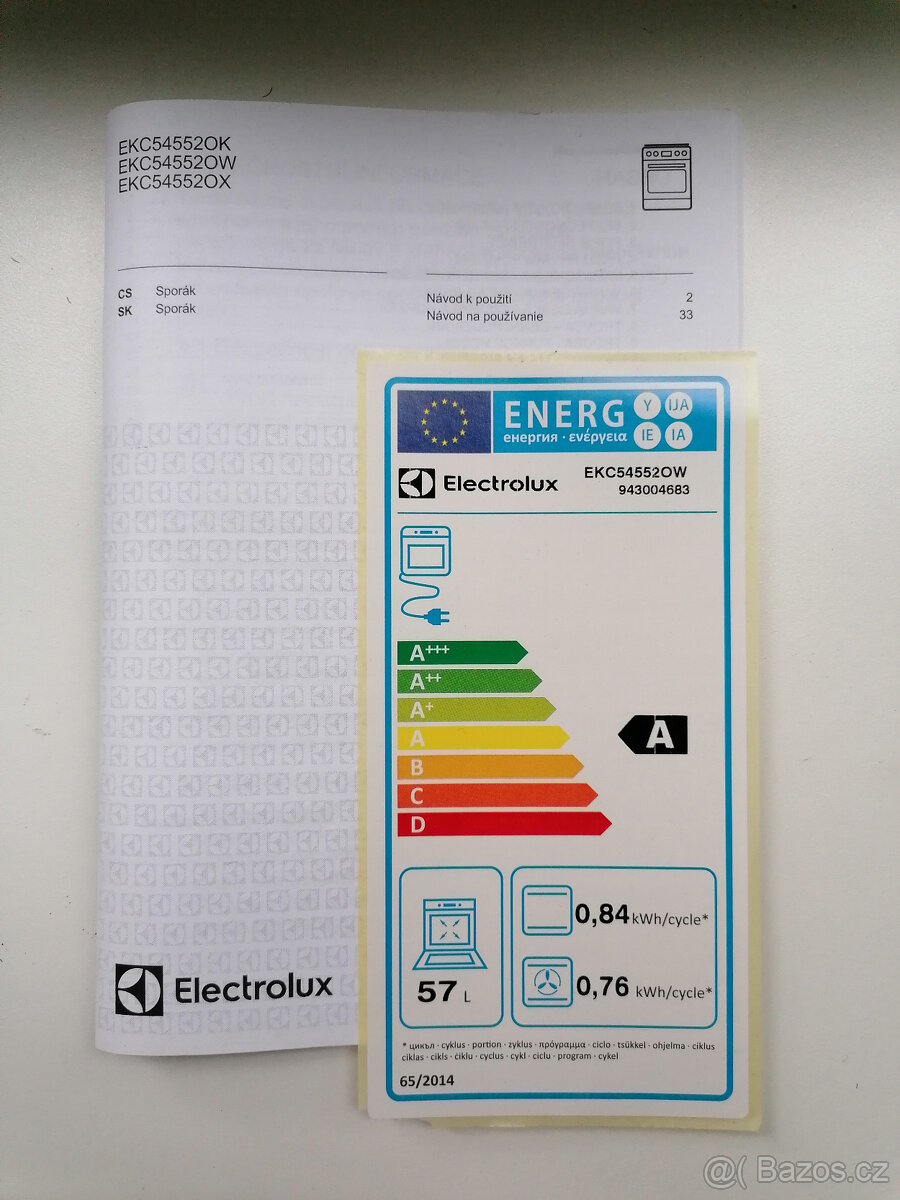 Sklokeramický sporák Electrolux EKC54552OK bílý - 2