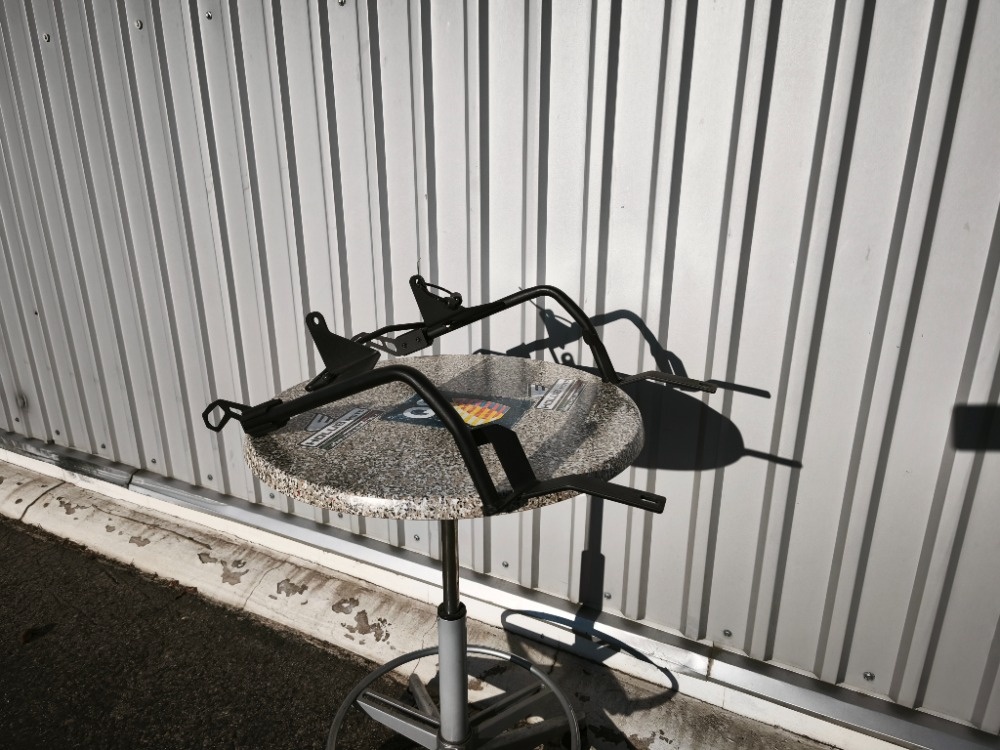 Držáky kufrů KAWASAKI ER6 F - 2