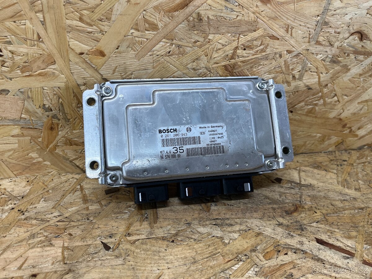 ŘÍDICÍ JEDNOTKA MOTORU 0261206943 - 2