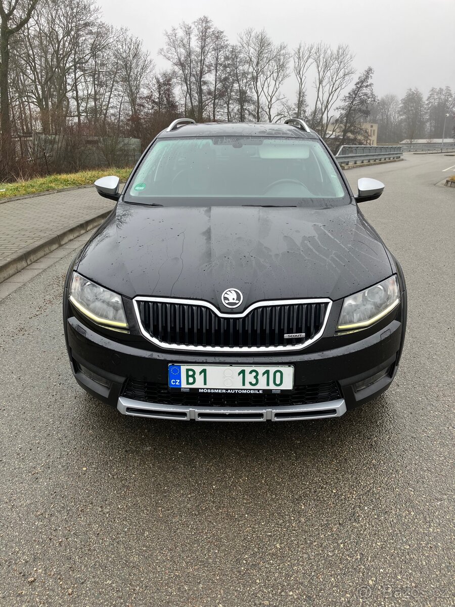 Octavia Scout 2.0tdi DSG servisní historie tažné TOP stav - 2