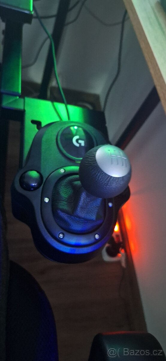 Logitech g29+stojan+radici paka+f1 mod - 2