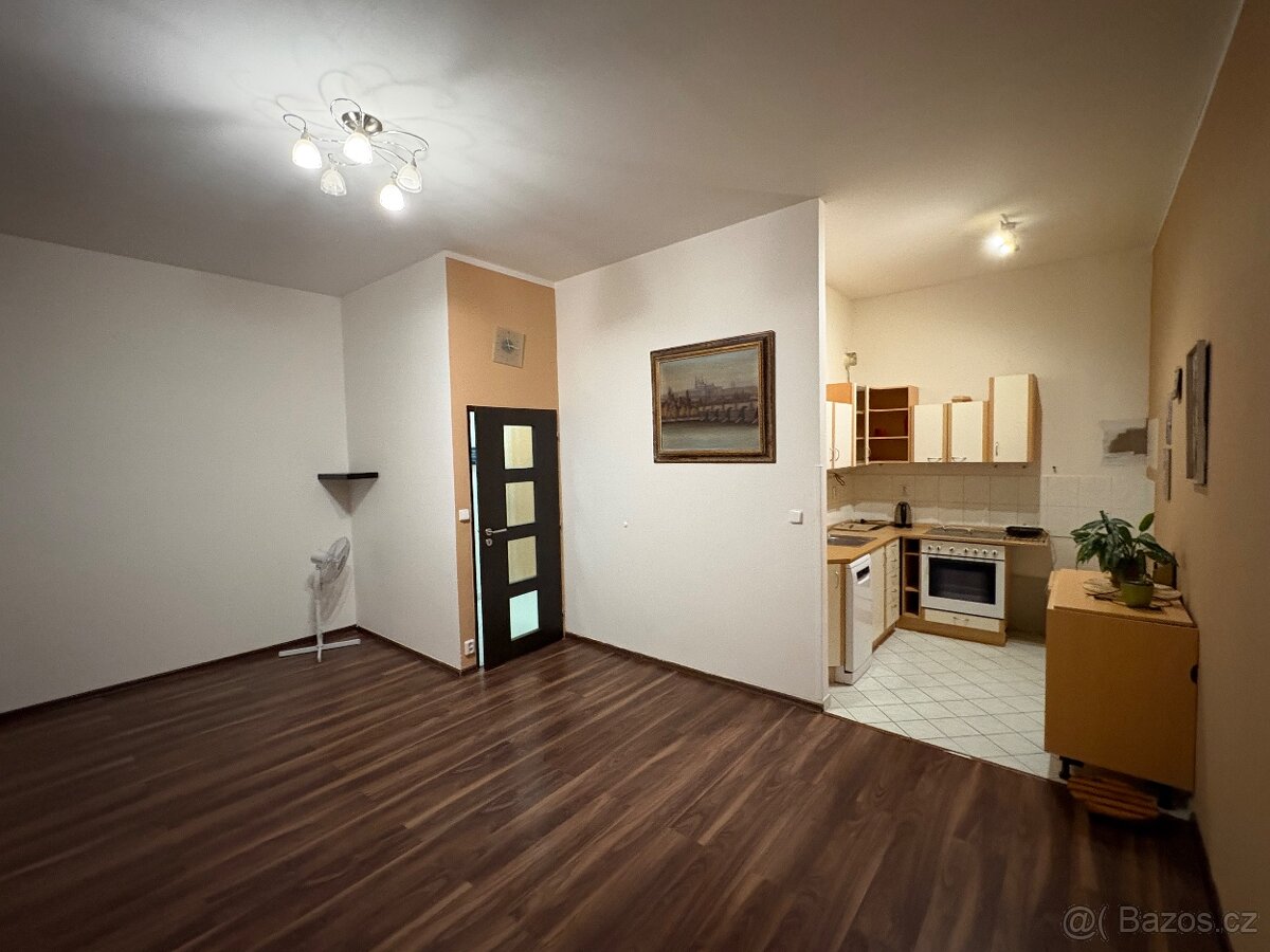 2kk 63m2 Milovice, Višňová - 2