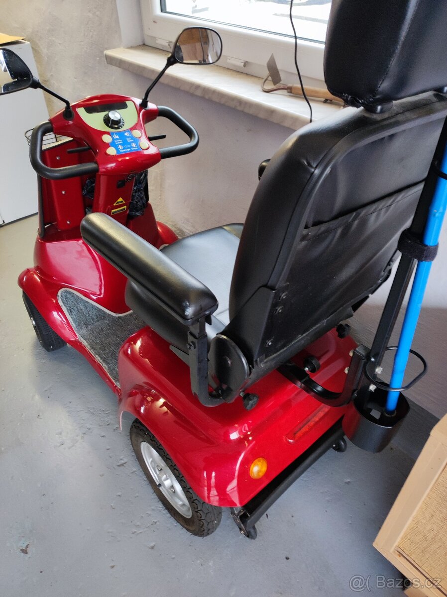 Čtyřkolový skútr pro seniory - 2