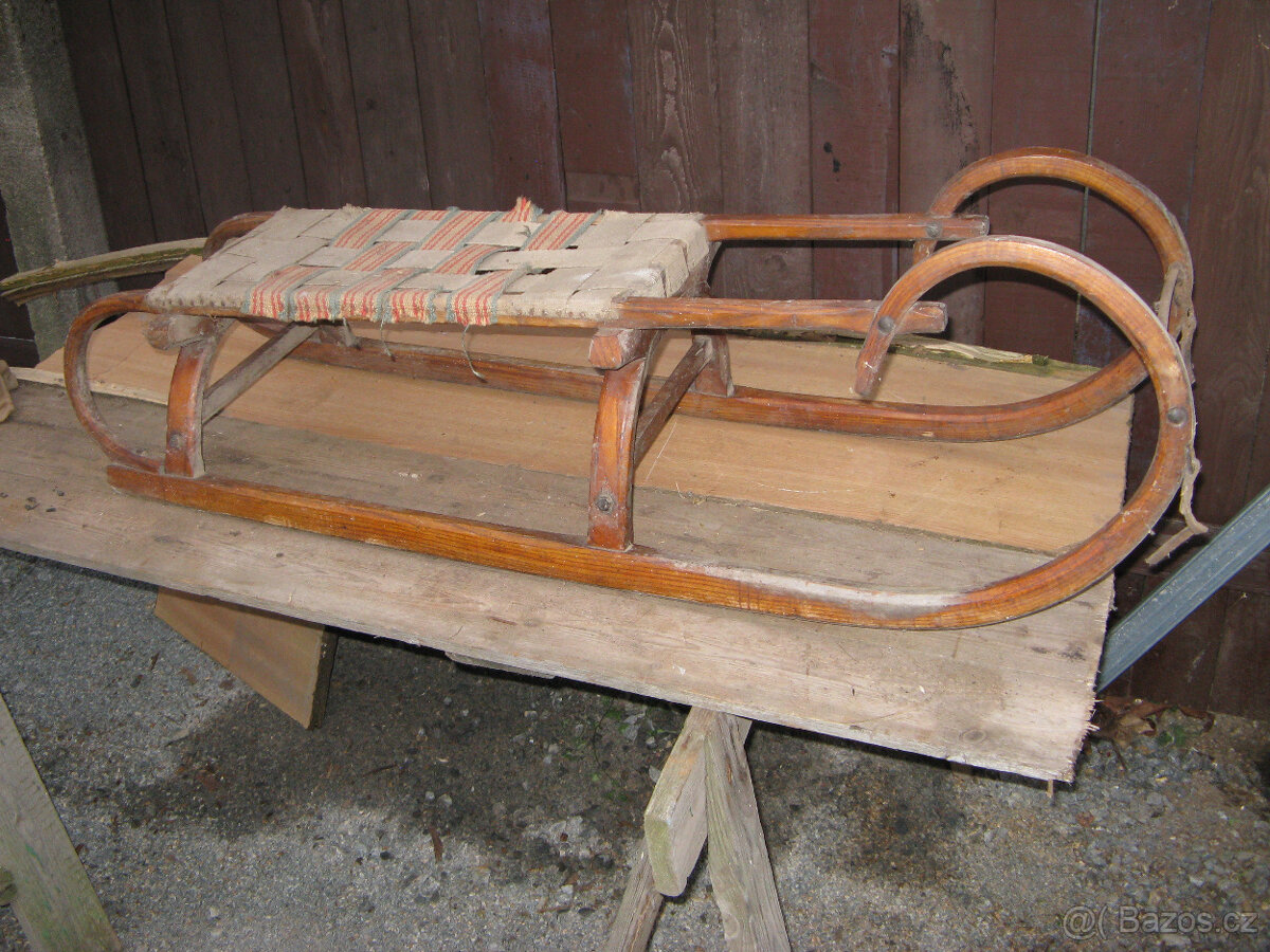 retro sáňky - 2