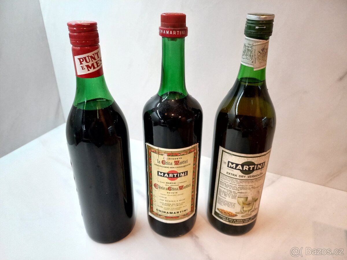 Starý alkohol Martini - 2