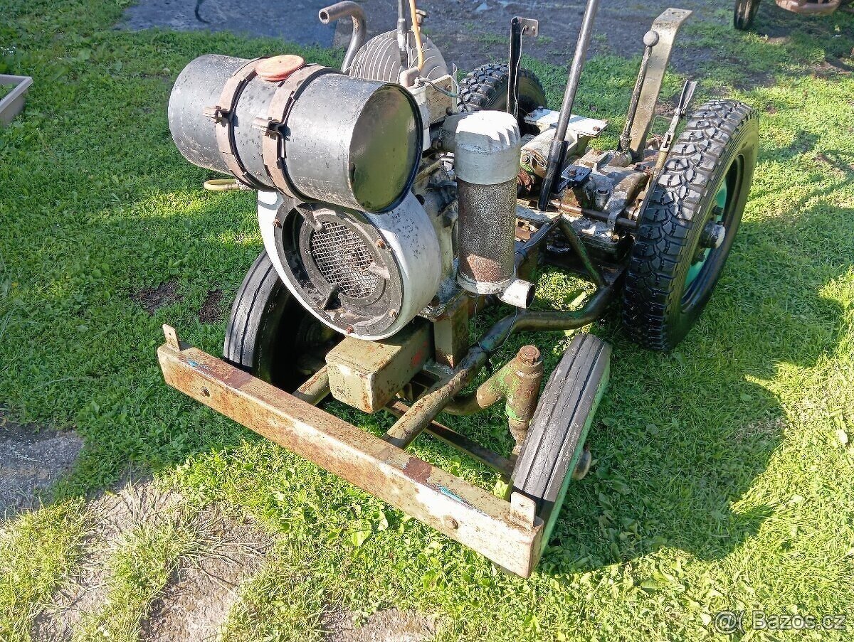 Prodám starý postřikovač značky Autofenomen sigma pump - 2