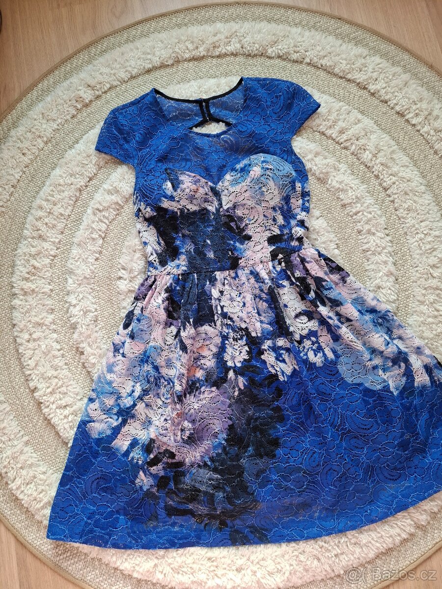 Modré šaty s krajkou Guess - 2