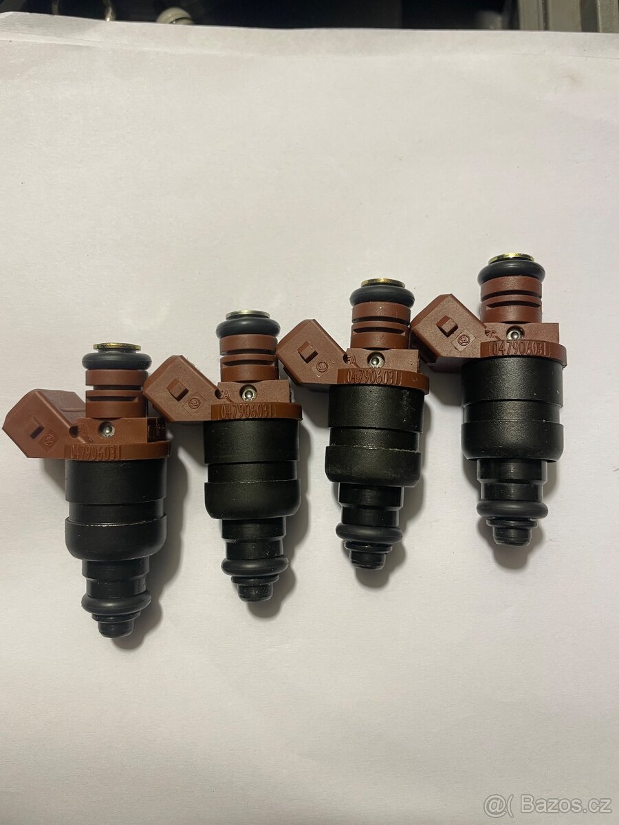 VSTŘIKOVACÍ VENTIL ŠKODA - 047 906 031 - 2