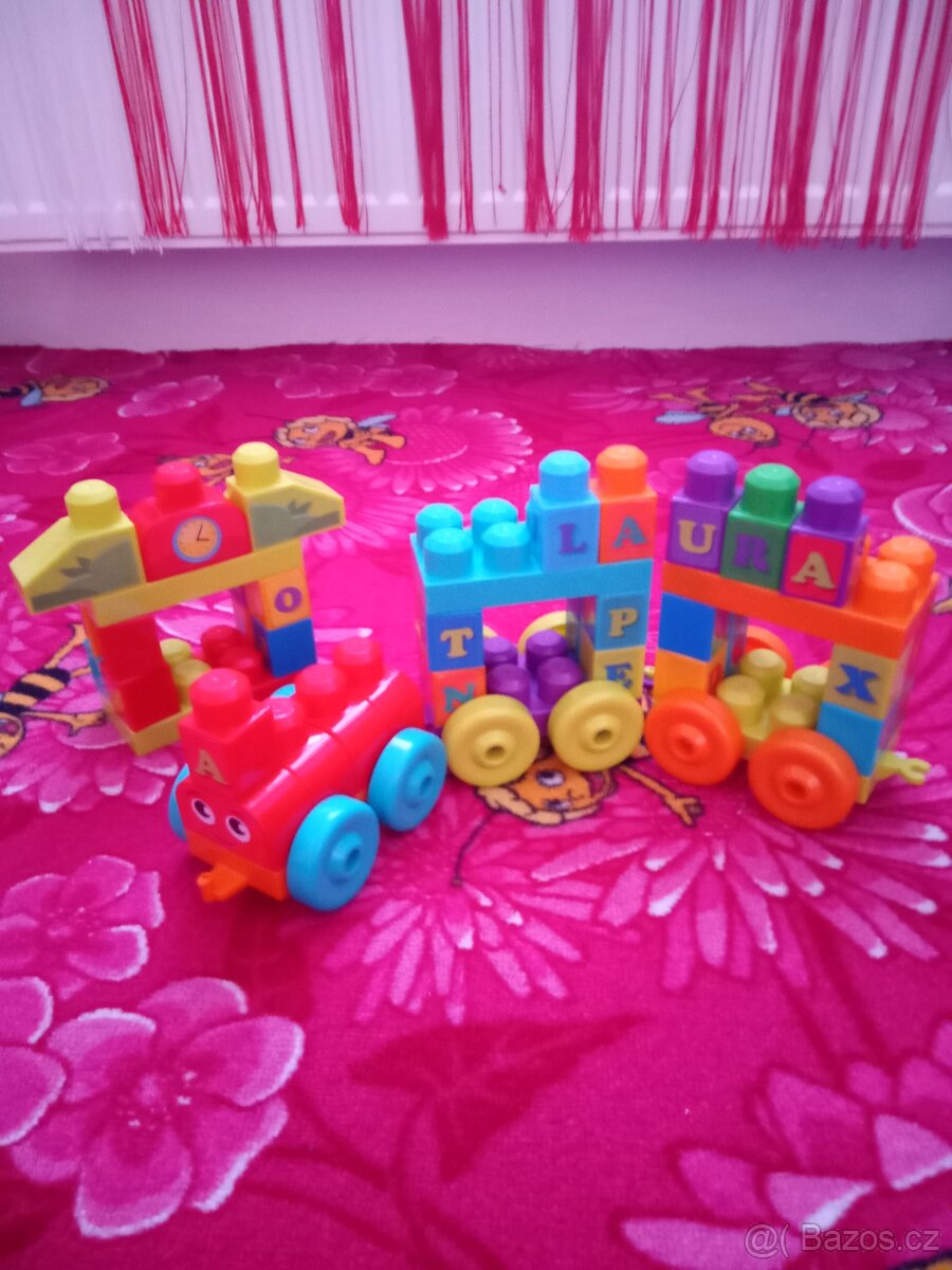 Mega Bloks vláček s písmenky - 2