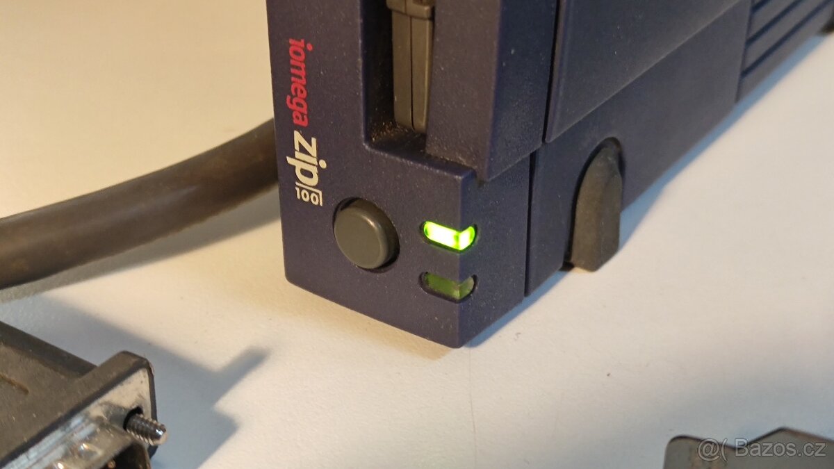 Iomega ZIP 100 SCSI, PCI SCSI karta, kabel, médium a zdroj - 2