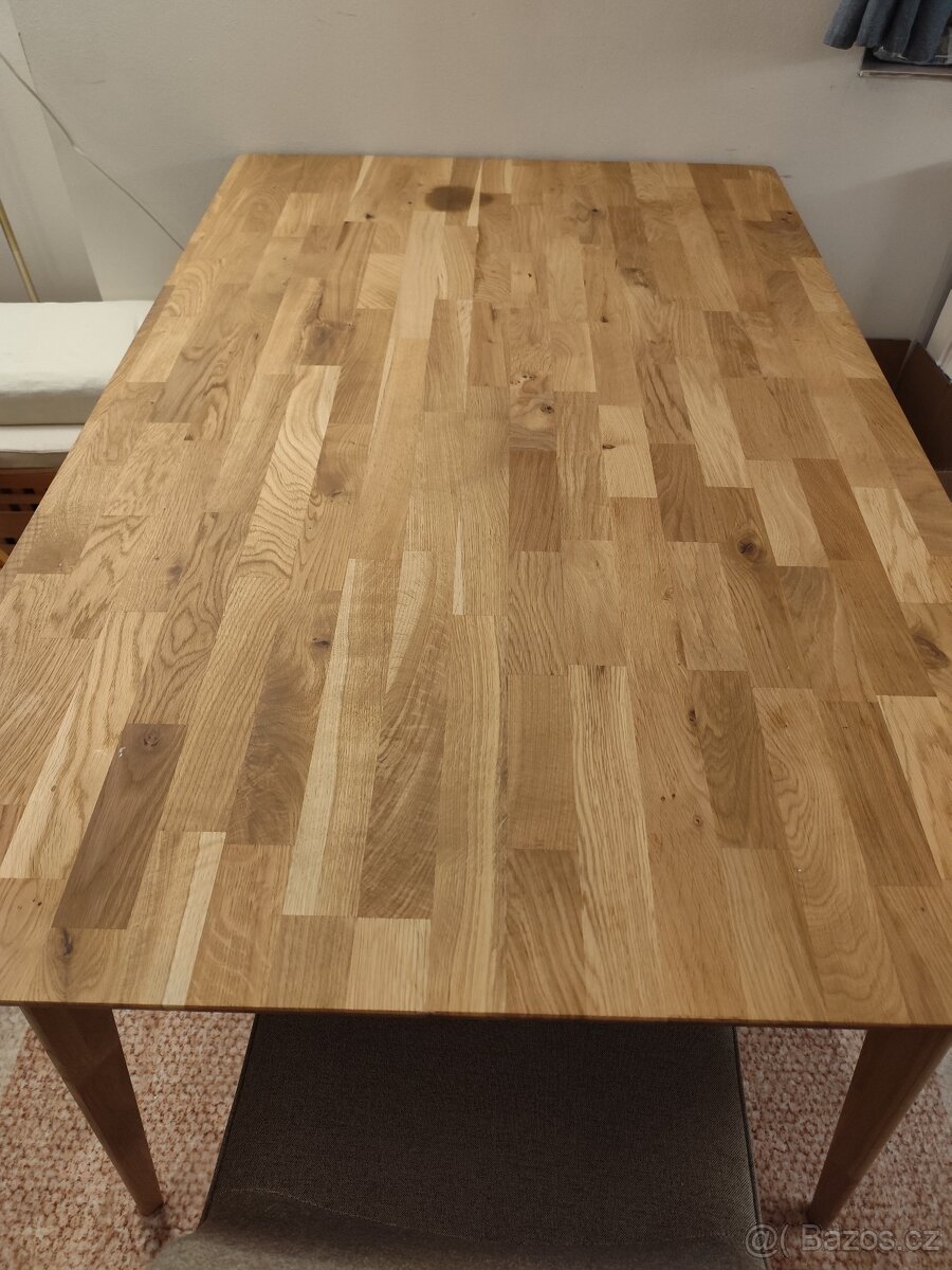 Jídelní stůl - 2