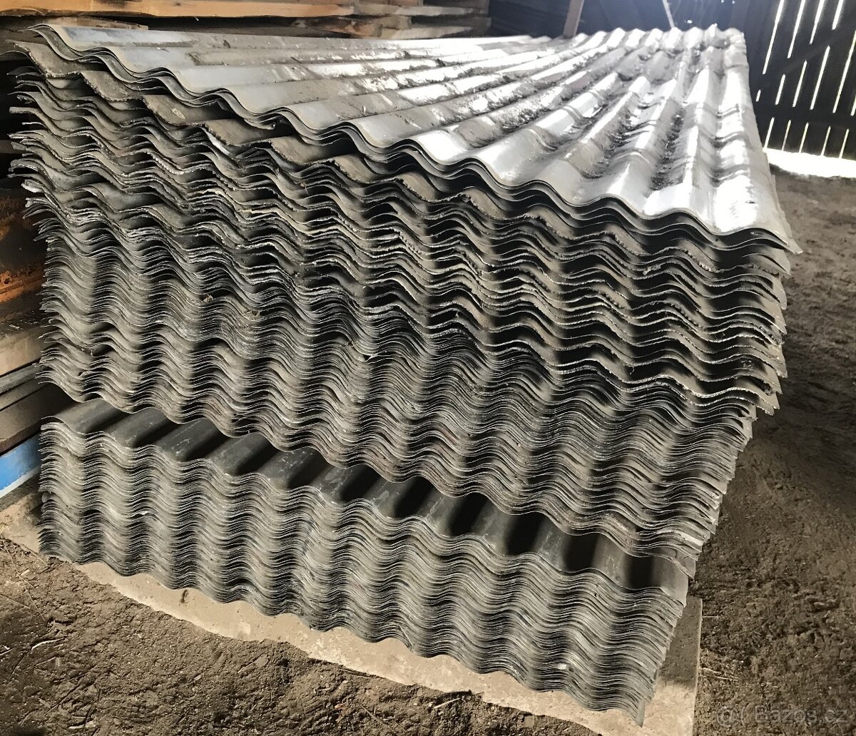 VLNITÝ PLECH - HLINÍK - 600m2 - 2