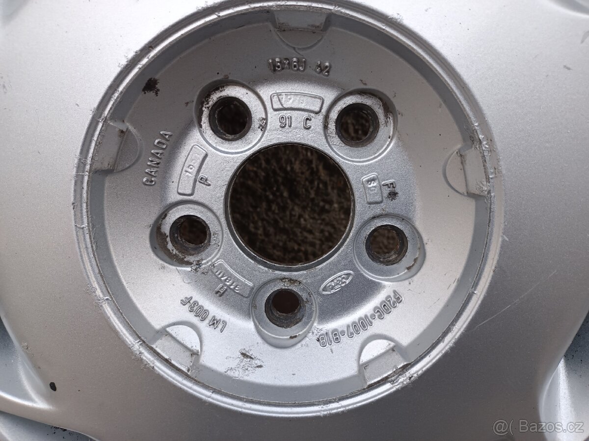 ALU kola Ford Connect - 2