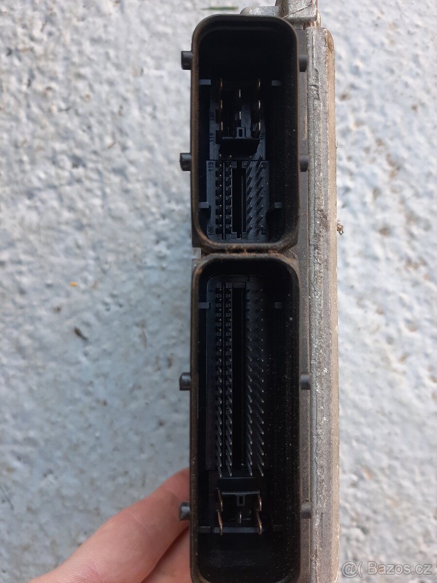 ŘJ motoru-ECU VW Golf 4, 1.6, 77kW - 2