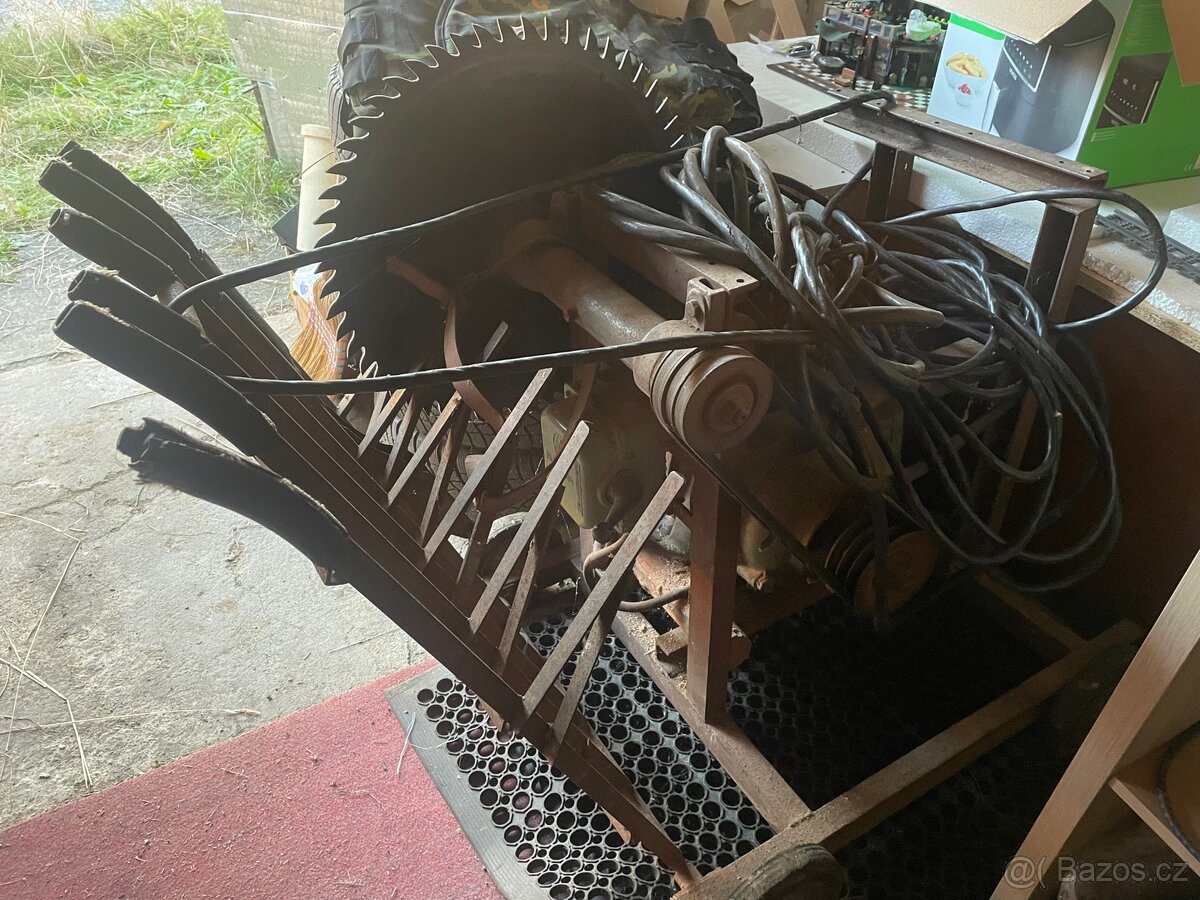 Cirkulárka s kolébkou na 380V - 2