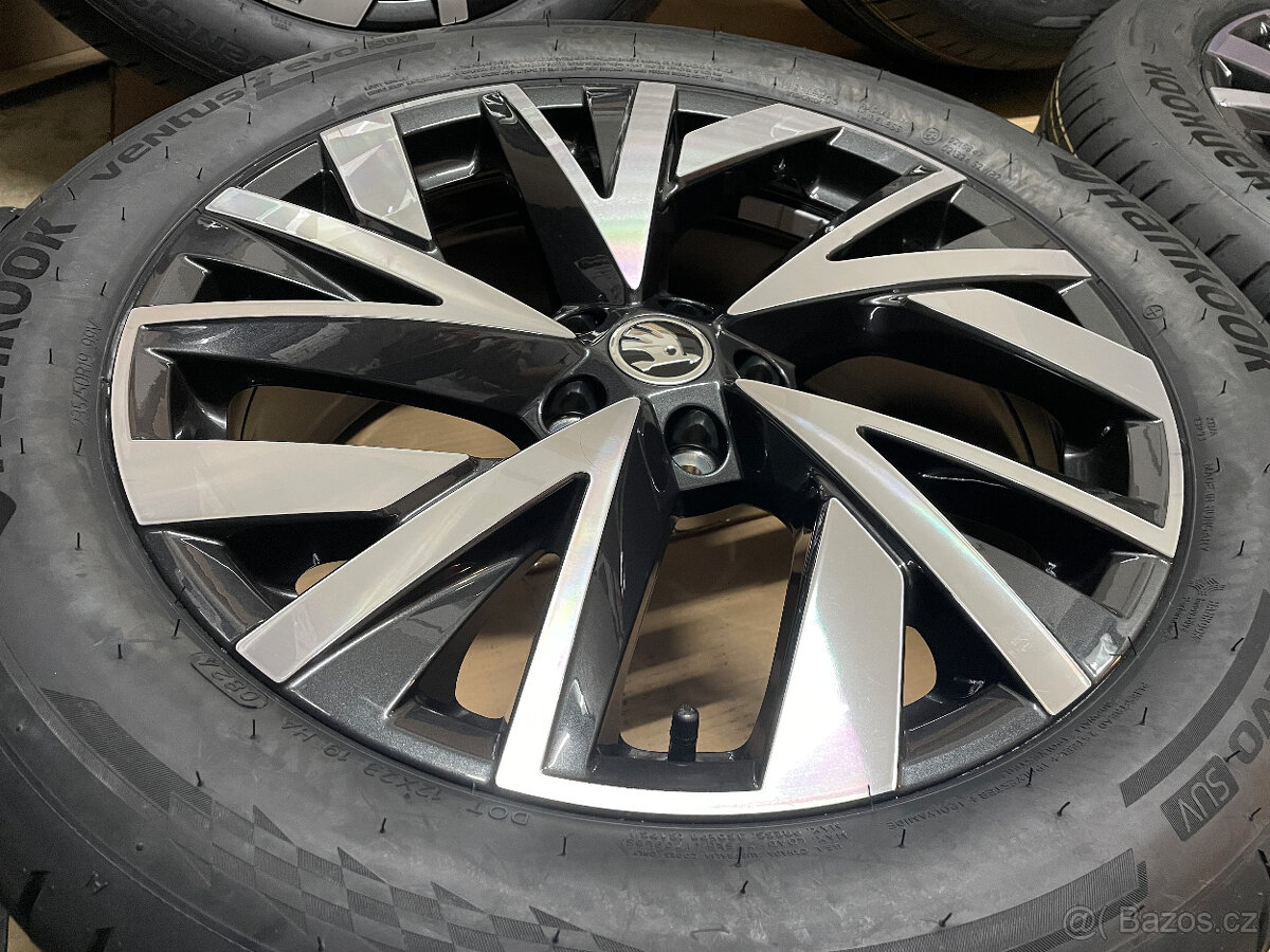 ŠKODA KODIAQ II ALU ATRIA 235/50 R19 99V R.V. 2024 - 2