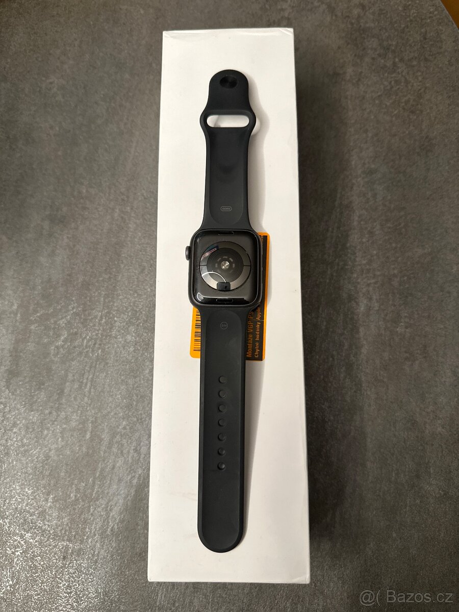 Apple Watch Series 4 44mm Space Gray - 2