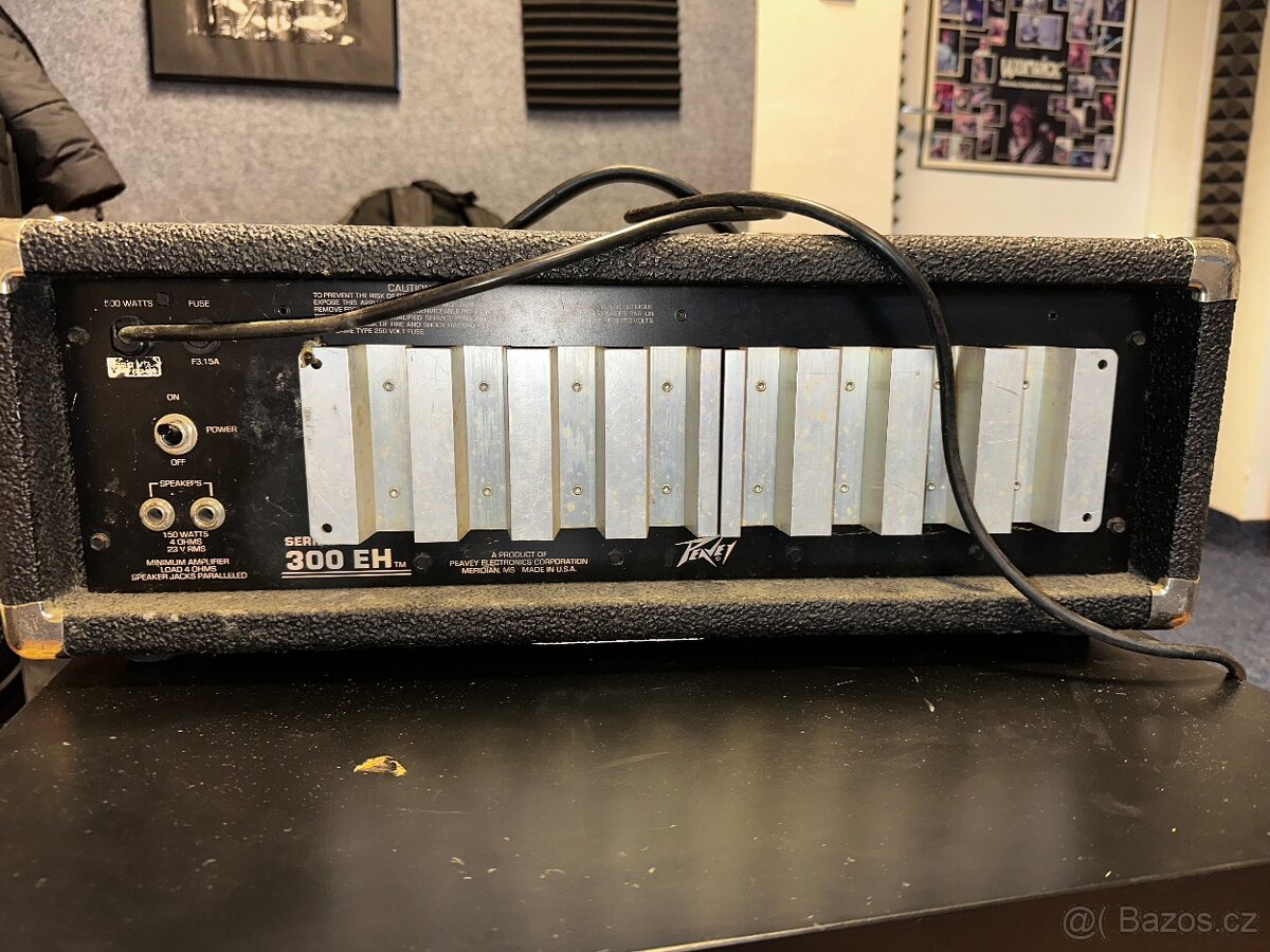 Prodám mixážní zesilovač Peavey XM-4 (Series 300 EH) - 2