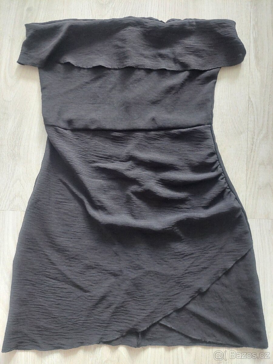Mini šaty bez ramínek, vel. M - 2