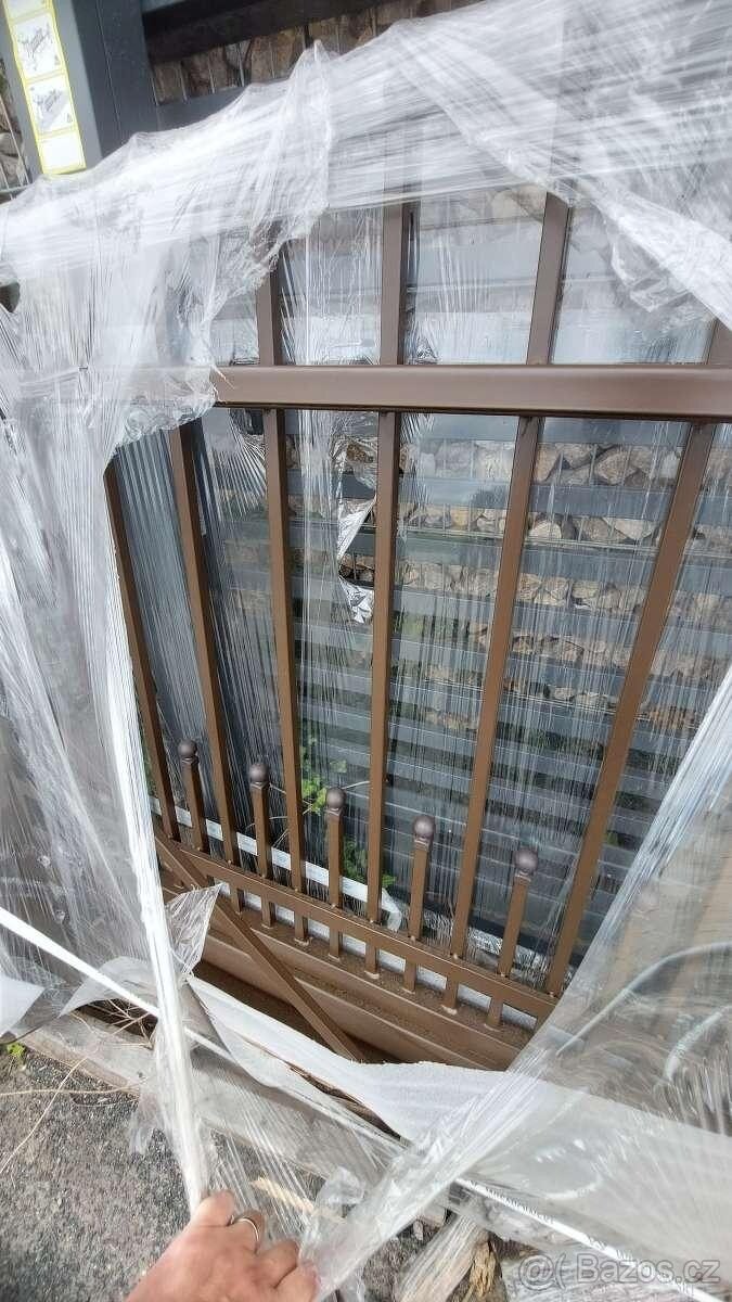 Posuvná brána 5000x1500 hnědá - 2