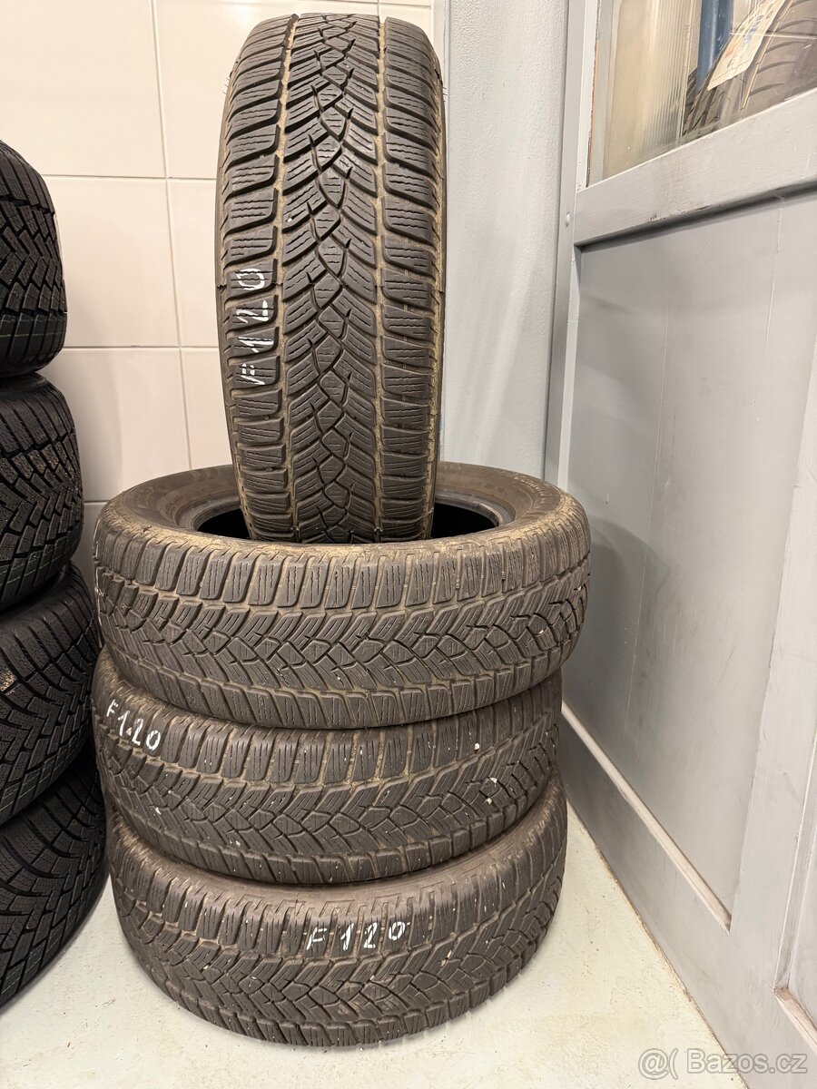 Zimní pneu 205/60/16 - 2