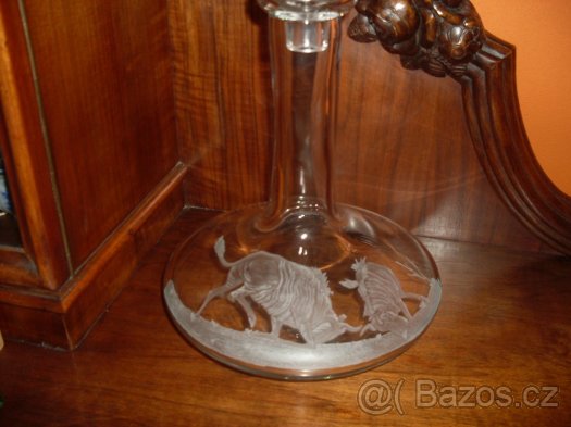 Karafa "Souboj Pakoňů" - 2