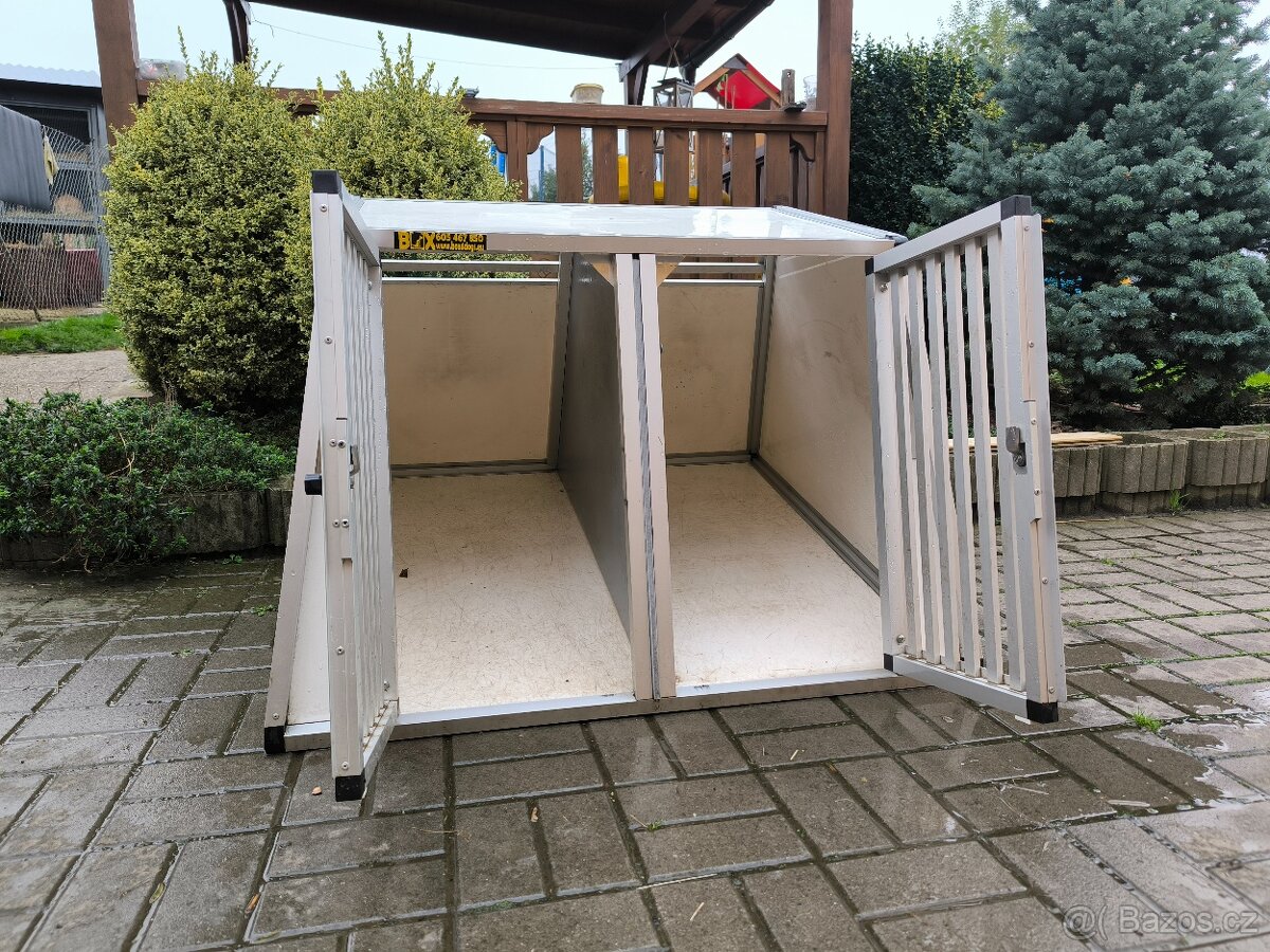 Přepravní klec do auta - 2