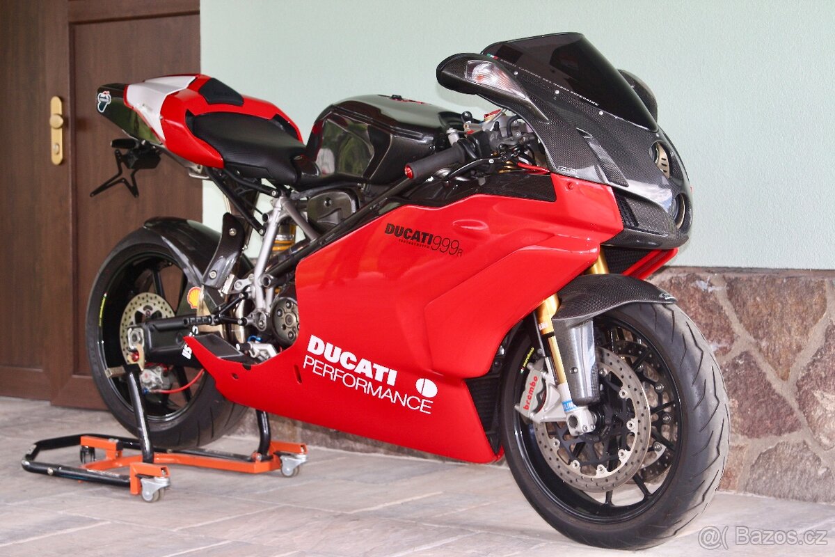Ducati 999s - 2