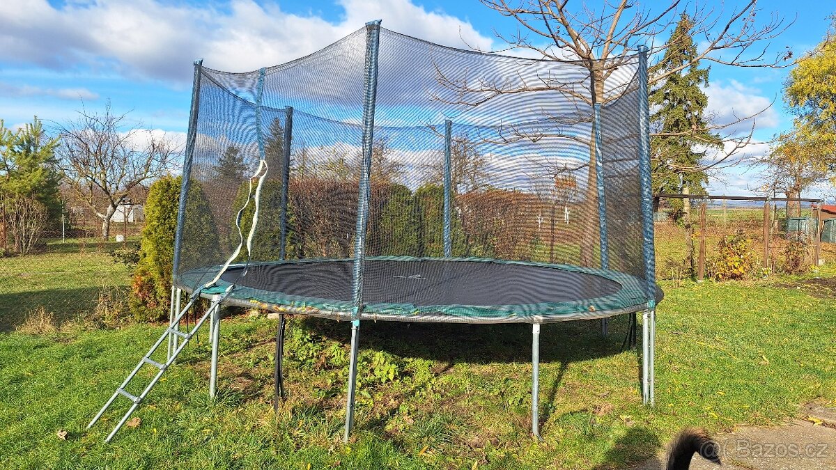 zahradní trampolína - 2