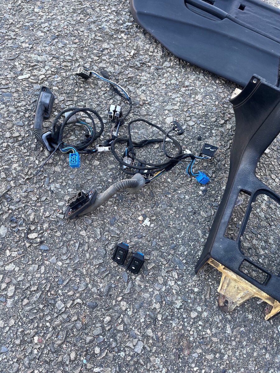 Bmw e36 sedan zadní elektrická okna - 2