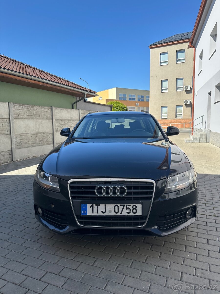 Audi a4 b8 combi - 2