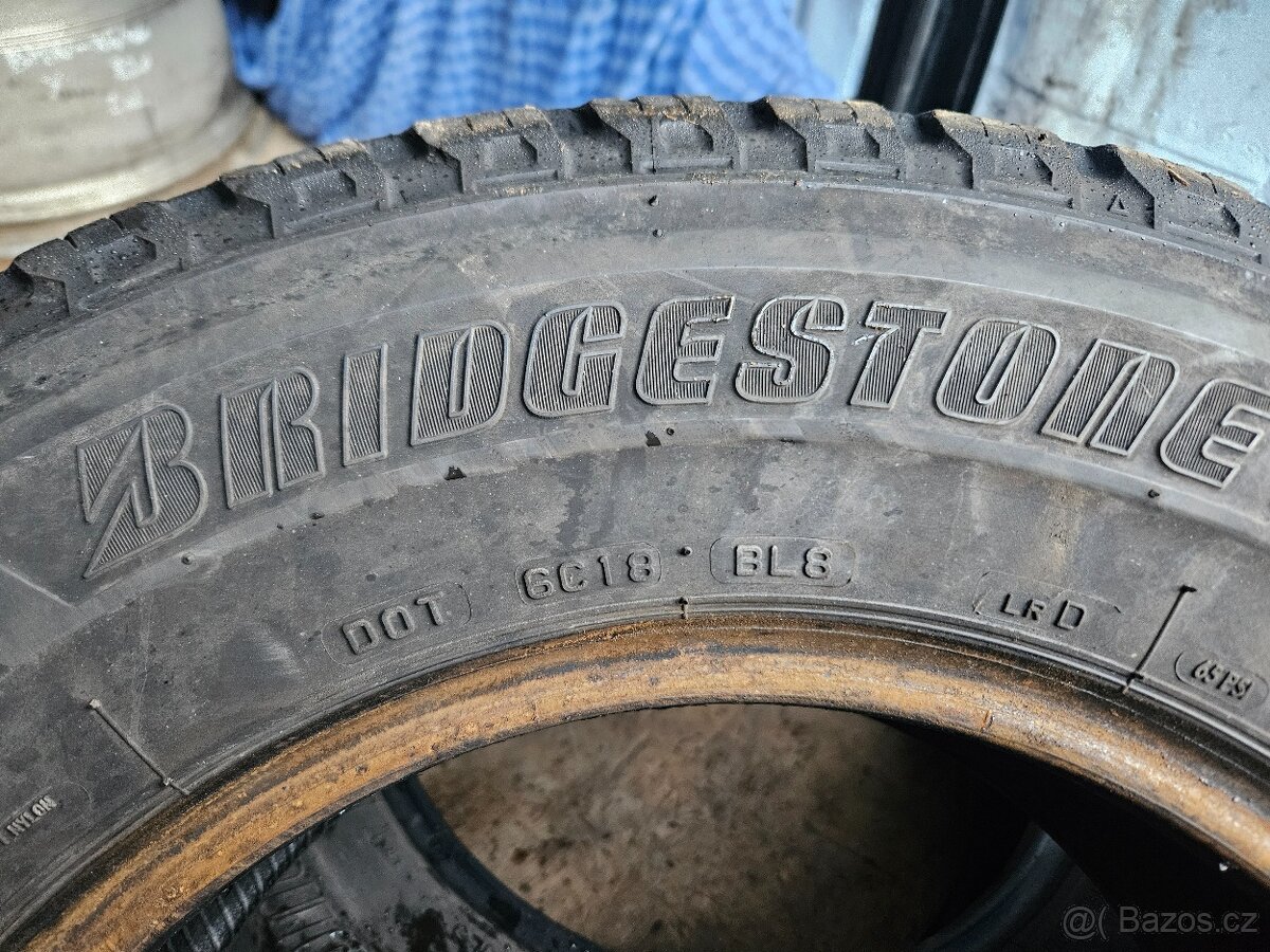 215/70 R15C Bridgestone - Letní - 2